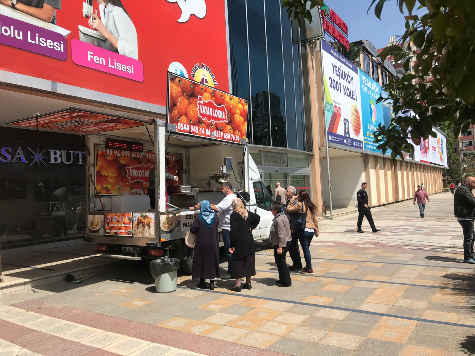 Cami Çıkışı Lokma Servisi - Ataşehir Hayır Lokması